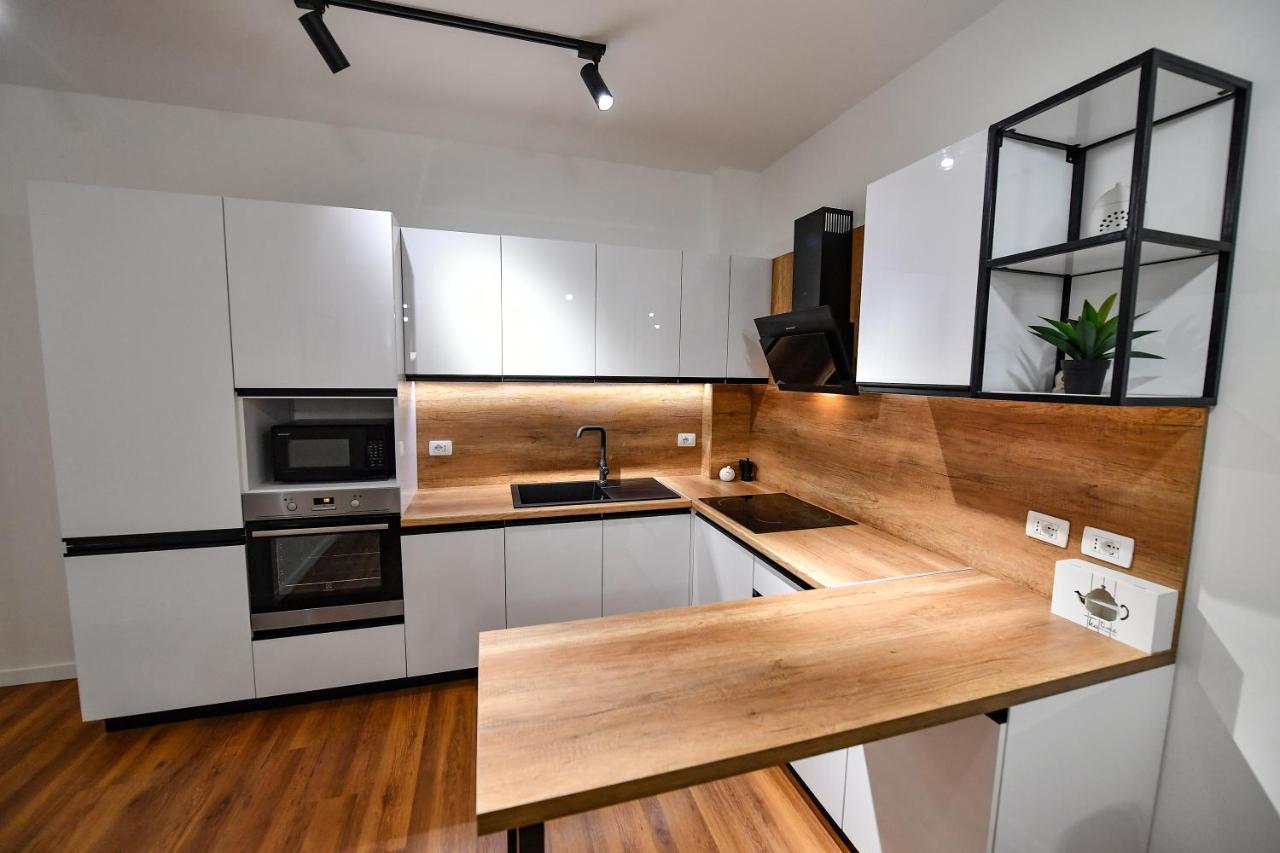 New Central Apartment Шкодер Экстерьер фото